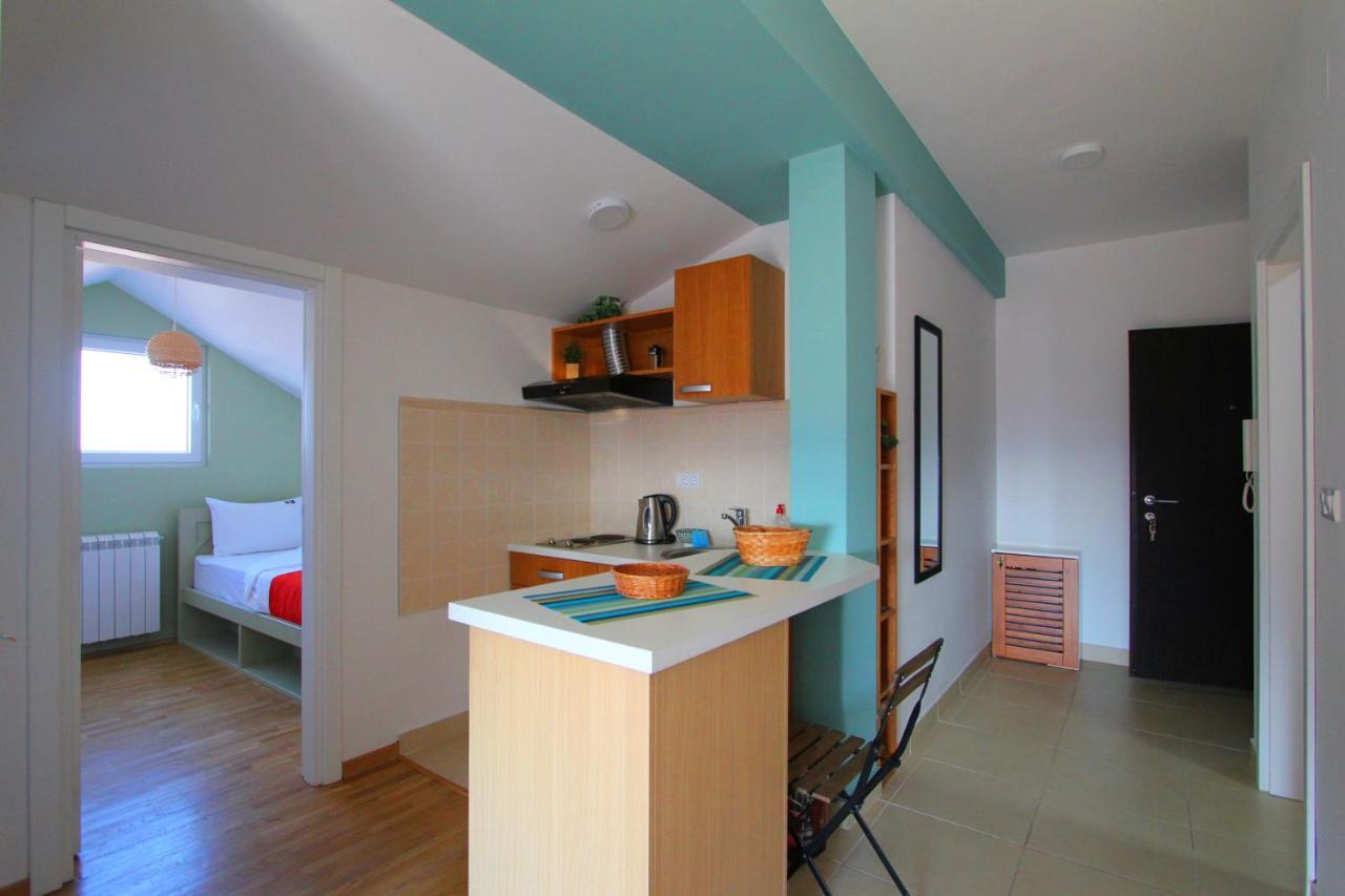 Apartment Lola Almost
